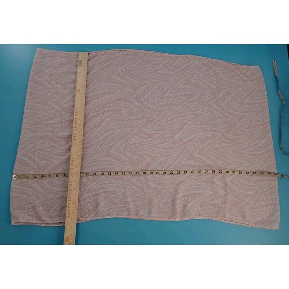 Women Infinity Scarf Boho Chic Pink Aztec Print Lightweight Fairy Neck Warmer. - Picture 8 of 10